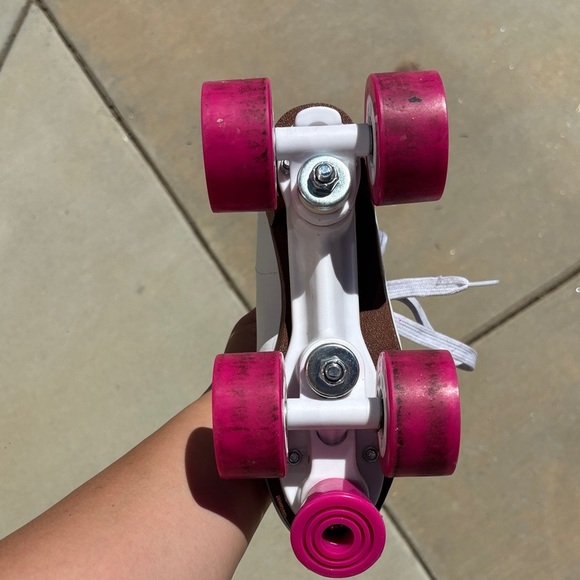 ChicagoSkates White Roller Skates with Pink Wheels size 5 - Picture 7 of 7